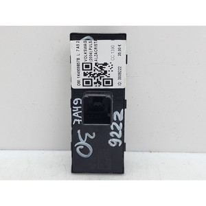 Pulsador de la puerta central Volkswagen Golf 5 Berlina 1K4959857B (03>08) - Product Image 4