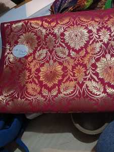 Telas de Mezcla de Seda/Brocado Allure Hechas a Medida, Tejidos Radiantes de Color Sólido, Estilo Dobby Anti-Pilling, Listas para Enriquecer la Moda con un Toque Audaz - Product Image 2