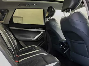 GIILY ALAS SUV 2023 Turbo Automático con Asientos de Cuero, Llantas R18, Gasolina - Product Image 5