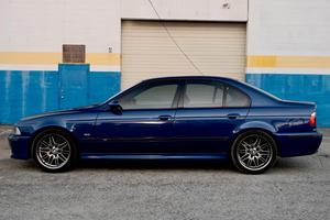 USADO LHD/RHD 2001 B M W M5 - Product Image 3