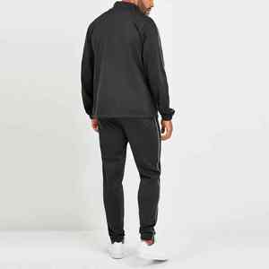 Conjunto Deportivo de Invierno al por Mayor para Hombre, Calidad Premium, Logotipo Personalizado, Transpirable, Secado Rápido, 100% Poliéster - Product Image 4