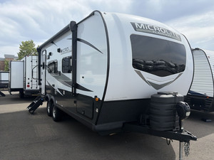 Autocaravana 2023 F-o-r-e-s-t R-i-v-e-r Flagstaff Micro Lite 21FBRS, Remolque de Viaje, Casa Rodante - Product Image 4