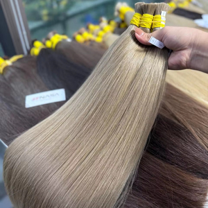 วิกผมคนแท้แบบลอนคลื่นลึกแบบเวียดนามสำหรับต่อผมมนุษย์ทุกสี55ซม. เคราตินวาดแบบคู่จำนวนมากราคาโรงงาน100กรัม - Product Image 1