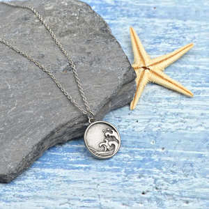 Collier Antique en argent avec vagues de mer et d'océan pour femmes, collier de voyage hawaïen avec pendentif circulaire de plage - Product Image 4