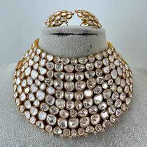 Conjunto de collar de moissanita Kundan de alta calidad con acabado dorado para mujer, perfecto para bodas, eventos festivos, conjunto de lujo para fiestas - Product Image 2