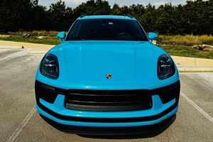 Macan Turbo 2022, 4 Cilindros, Tracción en las Cuatro Ruedas, Paquete Premium Plus, Color Azul Miami, Sin Modificar - Product Image 2