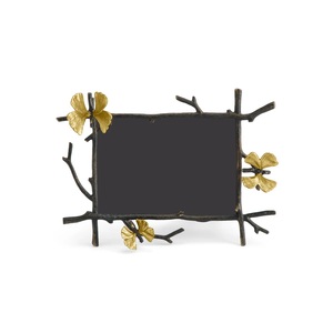 Cadre photo en métal élégant avec des motifs ornés et une finition antique pour une décoration intérieure exquise et sophistiquée - Product Image 4