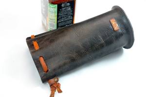 Porte-bouteille de vin monogramme personnalisé fabriqué à la main en cuir véritable porte-bouteille portable pour les fêtes OEM-ALW - Product Image 4