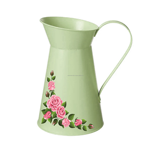 Charmante pichet en métal galvanisé jaune renoncule avec motif floral avec poignée pichet à eau parfait pour une utilisation à la maison - Product Image 3