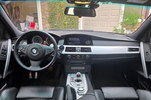 BMW M5 2006 d'occasion, 1 propriétaire, 44 900 miles, 500 ch, V10, provenance Californie - Product Image 4