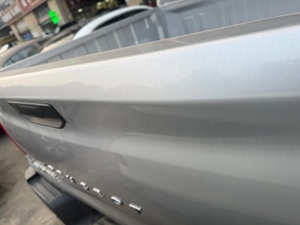 Stock disponible : Pick-up Peugeot 2024 d'occasion, turbo diesel, conduite à gauche, transmission automatique, livraison mondiale - Product Image 3