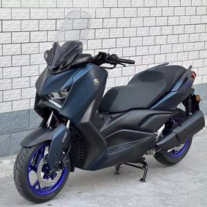 Nouveauté 2025 : Scooter sportif Yamaha TMAX Tech MAX-562cc avec pack électronique avancé et style Supersport - Product Image 5