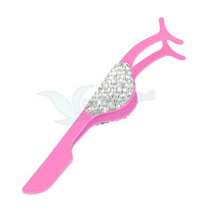 Pince à cils en acier inoxydable de style nouveau, vente en gros à bas prix - Product Image 1