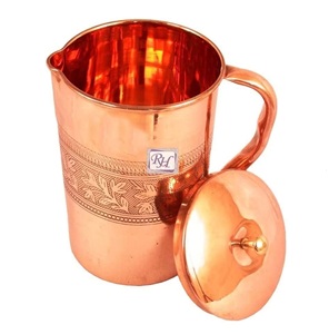 Vaso de metal de cobre de diseño con estructura ligera y brillo brillante adecuado para uso en viajes o almacenamiento compacto - Product Image 3
