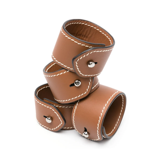 Servilleteros de cuero a la moda, servilletero para anillo de bodas, forma redonda elegante y pulido a mano - Product Image 4