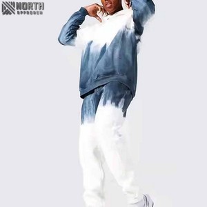 Conjunto de chándal con capucha liso y hombros caídos informal al por mayor, Conjunto de camiseta corta de dos piezas de invierno con logotipo personalizado para hombre, conjunto de chándal de fútbol - Product Image 1