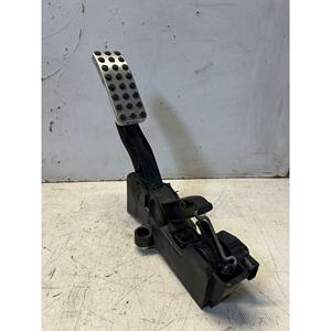 แป้นคันเร่งเมอร์เซเดส บี-คลาส W245 ซีรีส์ที่ 1 A1693000504(05>11) - Product Image 1