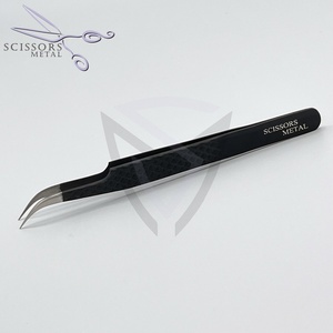 Pince à épiler d'extension de cils noire avec logo personnalisé en acier inoxydable pince à épiler volume incurvé en J pince à épiler de couleur noire à revêtement en poudre - Product Image 4