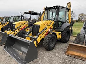 Chargeuse-pelleteuse Holland B75D d'occasion en bon état - Product Image 4