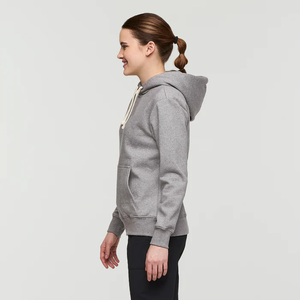 Sudadera con capucha gris para mujer, algodón orgánico, bolsillo de canguro, ajuste relajado, forro polar suave, diseño minimalista, mezcla perfecta, estilo callejero - Product Image 4