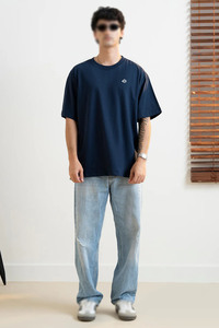 T-shirt à manches courtes et col rond surdimensionné pour homme en coton jersey imprimé sur mesure, style décontracté et streetwear - Product Image 5