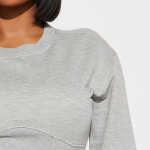 Venta al por mayor de OEM mujer Crop diseño elegante logotipo personalizado sudadera/tasa de fábrica de algodón recortado cuello redondo Top Sudadera Mujer 2025 - Product Image 6