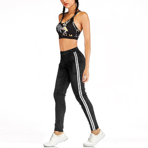Leggings d'entraînement de sport à séchage rapide de haute qualité costume Sexy Yoga Fitness porter des ensembles avec logo personnalisé sur la taille moyenne - Product Image 2