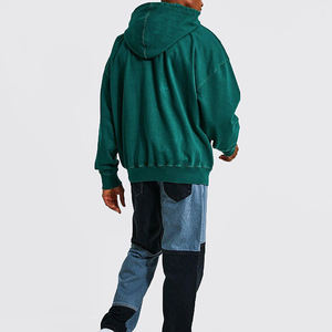 Sudadera con Capucha de Invierno para Hombre, Personalizada OEM, de Algodón 100%, Color Verde, con Parches Bordados y Lavado Ácido - Product Image 4