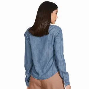 เสื้อเชิ้ตผ้าเดนิมสำหรับผู้หญิงเสื้อยีนส์ผ้าฝ้ายสีฟ้าตัวสั้นออกแบบโลโก้ได้ตามต้องการขายส่ง2025 - Product Image 5