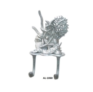 Diseño de vajilla Decoración del hogar Portavelas Soporte de aluminio Chimenea de vidrio Grabado Portavelas de metal - Product Image 6