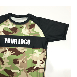 Chemise en polyester et spandex à manches courtes, haut personnalisé de haute qualité - Product Image 4