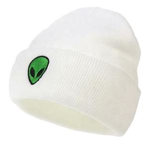 2025 Best Material Winter Wear Custom <b>Knitted</b> <b>Beanies</b> with 3D Embroidery for Unisex-Travel & Beach Style - Product Image 2