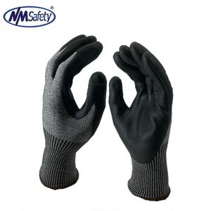 قفازات عمل سوداء مضادة للقطع من NMsafety، قفازات مقاومة للقطع من الفئة A4 وفقًا لمعايير ANSI، قفازات صناعية آمنة من النتريل الرغوي - Product Image 4