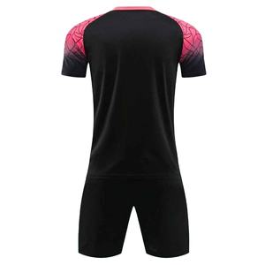 Vêtements de sport confortables, ensembles d'uniformes de football à vendre, légers, prix de vente élevé, ensembles d'uniformes de football imprimés - Product Image 5