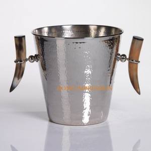 Refroidisseur de vin en aluminium de qualité supérieure Design merveilleux pour la fête Plateau de table en argent Décoratif Barware Seau à glace à vin - Product Image 5