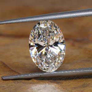 Diamant de laboratoire de forme ovale de 2,50 carats, non monté, pour bague de fiançailles, pour bijoux personnalisés, diamant CVD écologique - Product Image 2