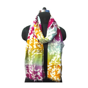 Bufandas estampadas de viscosa de excelente calidad de nueva colección disponibles a precio competitivo - Product Image 3