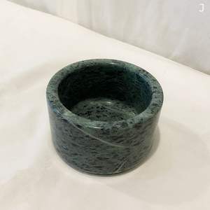 Cuenco para servir de mármol macizo con un diseño minimalista refinado perfecto para una decoración elegante del hogar y del restaurante - Product Image 6