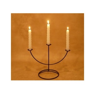 Ensemble de piliers en métal rustique et de bougeoirs à bougies votives, parfait pour la décoration de table, de sol, de patio, de jardin, de salon - Product Image 2