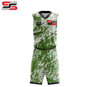Uniformes de baloncesto personalizados transpirables y de secado rápido para jóvenes y adultos hechos con impresión por sublimación - Product Image 5