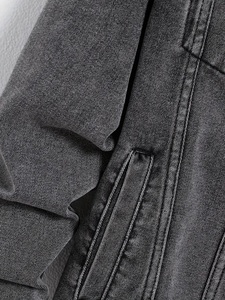 Chaqueta Vaquera Desgastada de Moda para Hombre al por Mayor, Personalizada con Parches y Logotipo, de Alta Calidad a Bajo Precio - Product Image 4