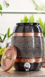 Distributeur d'eau en métal de cuivre gravé de luxe pour l'usage à la maison de restaurant d'hôtel du fabricant indien - Product Image 2