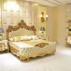 Cama con Pie de Cama, Estructura de Cama King Size de Madera Maciza Hecha a Mano, Muebles de Dormitorio de Madera de Lujo Tallados de Primera Calidad - Product Image 1