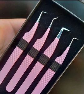 Venta al por mayor de pinzas de pestañas con logotipo personalizado con punta de fibra de acero inoxidable puntiaguda pinzas de extensión de etiqueta privada - Product Image 1