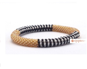 Pulseras de cuentas de cristal exquisitas para uso diario, brazaletes hechos a mano en Nepal, joyería duradera de la más alta calidad, aniversario - Product Image 5