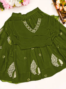 Ensemble Lehenga Choli Shoryam Fashion pour filles, vert Mehendi, longueur au sol, tenue ethnique, chemisier à volants, tenue de soirée, broderie Ghagra Choli - Product Image 3