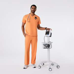 Costume de gommage pour hommes respirant confortable pour les médecins | Combinaison de gommage médical à 6 poches - Product Image 1