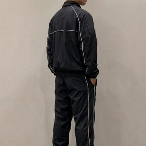 Conjunto Deportivo de Dos Piezas para Hombre y Mujer, Chaqueta Cortavientos Ligera de Nailon con Cierre y Pantalones para Correr, Ropa Deportiva Personalizada 2026 - Product Image 3