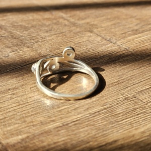 Anillo redondo de plata con piedra lunar para su mejor regalo para fiesta de boda de compromiso o aniversario - Product Image 6