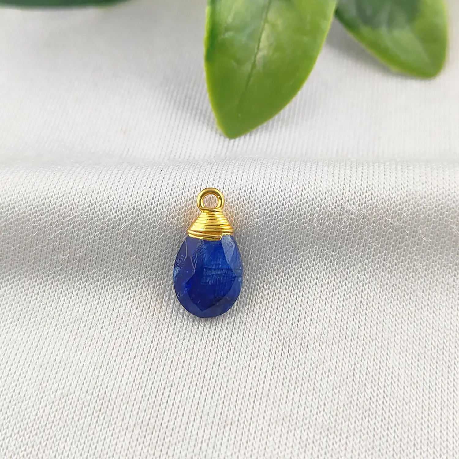 ไพลินสีน้ำเงิน